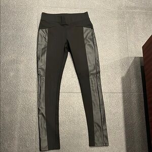 BCBGeneration Black Leggings size XS
